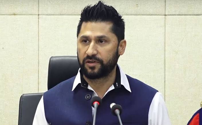 रास्वपाको नयाँ अभ्यास : सांसदले अब ‘माननीय’ लेख्ने नमिल्ने 